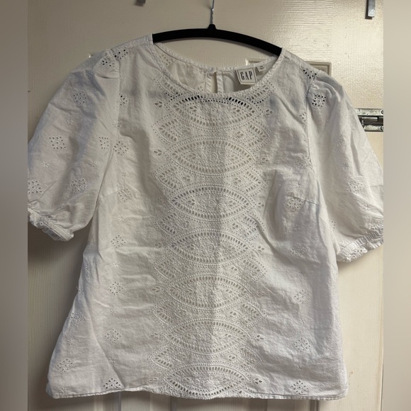 Gap Puff Sleeve Eyelet Blouse - Picture 1 of 16